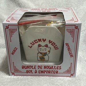 Lucky You Noodle Bowl with Maneki-neko Design